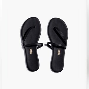 TKEES Sarit Black Sandals